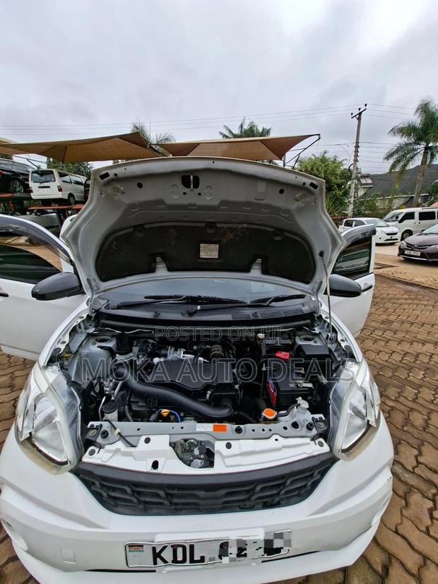 Toyota Passo 1.0 FWD 2017 White