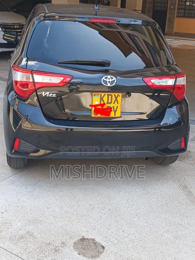 Toyota Vitz 1.0 FWD 5dr 2019 Black