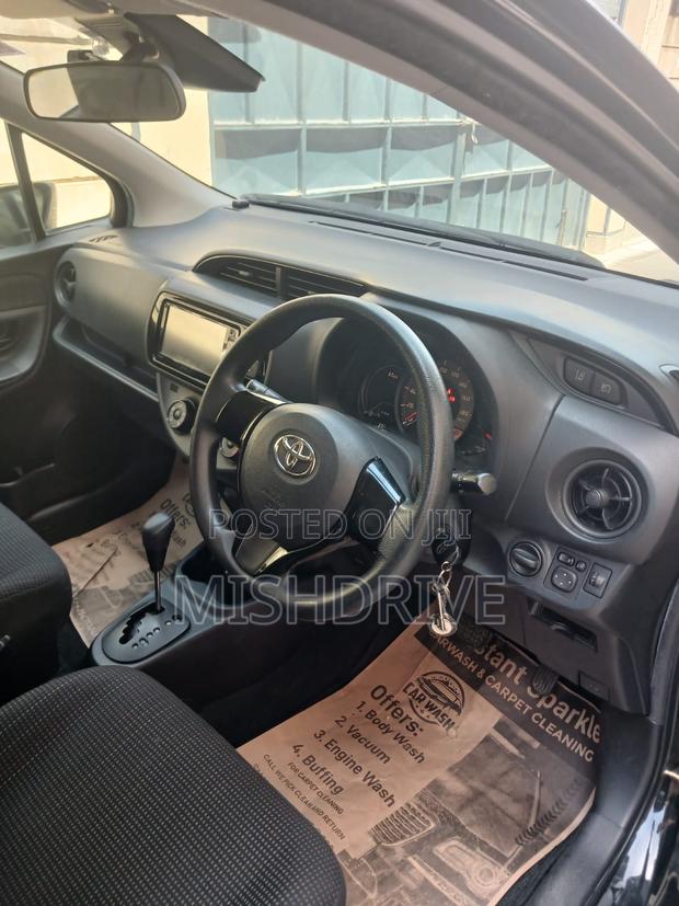 Toyota Vitz 1.0 FWD 5dr 2019 Black