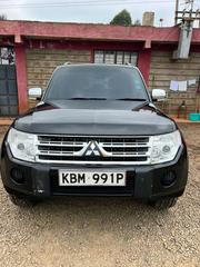 Mitsubishi Pajero 2010 Black for sale