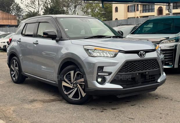 Toyota Raize 2020 Silver