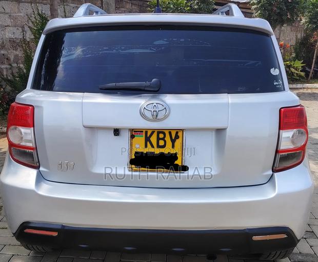 Toyota IST 2009 Silver
