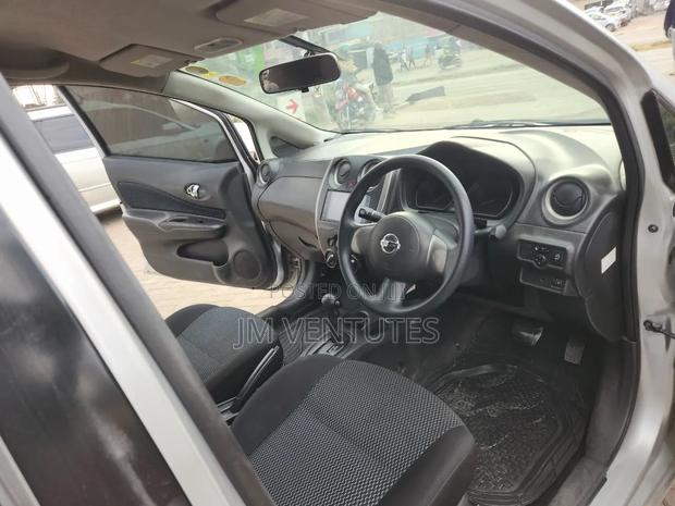 Nissan Note 2017 Silver