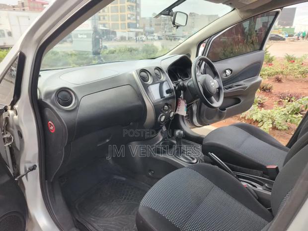 Nissan Note 2017 Silver