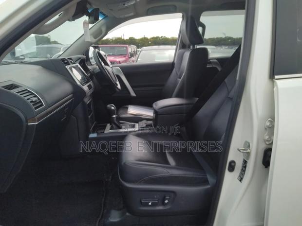Toyota Land Cruiser Prado 2021 White