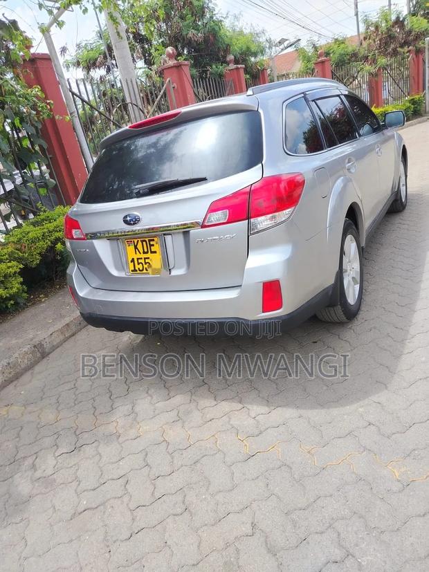 Subaru Outback 2014 Silver