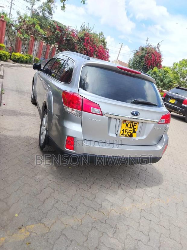 Subaru Outback 2014 Silver