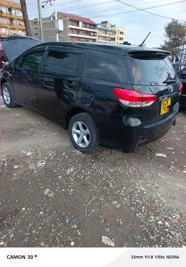 Toyota Wish 2010 Black