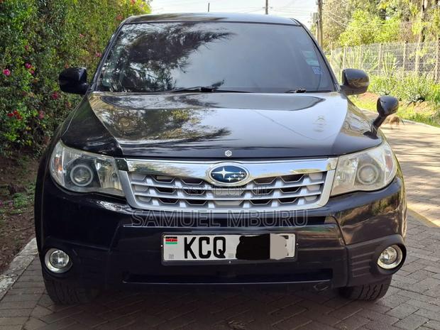 Subaru Forester 2011 Black