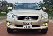 Toyota Vanguard 2011 Gold for sale