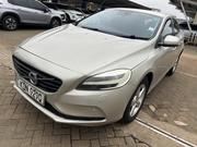 Volvo V40 2016 Gray for sale