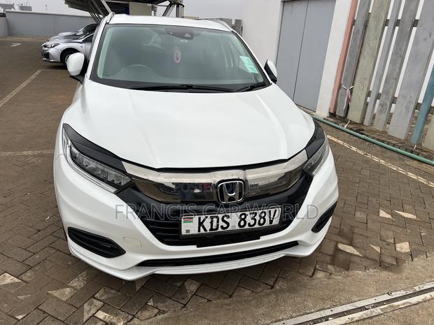Honda Vezel 2019 White