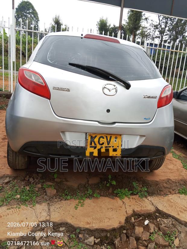 Mazda Demio 2013 Silver