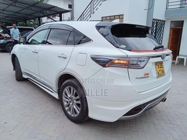 Toyota Harrier 2014 White