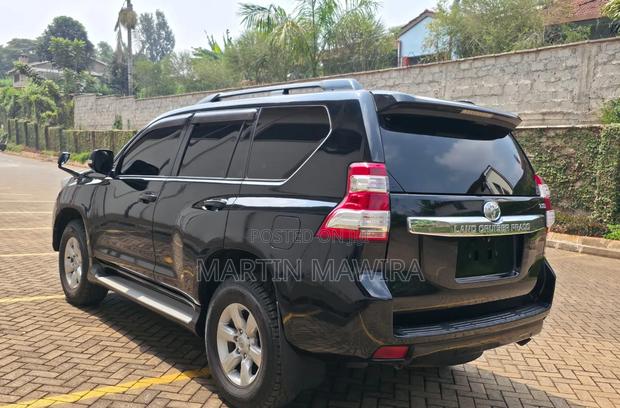 Toyota Land Cruiser Prado 2015