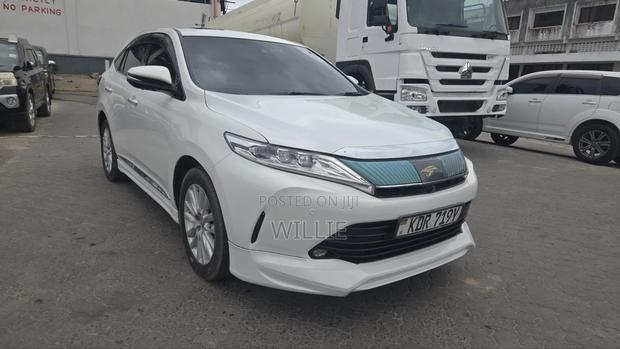Toyota Harrier 2017 White