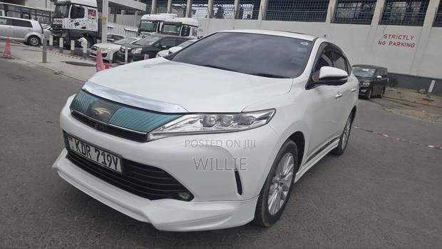 Toyota Harrier 2017 White