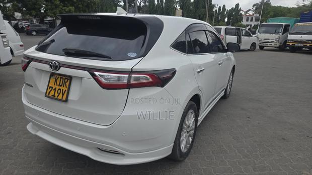 Toyota Harrier 2017 White