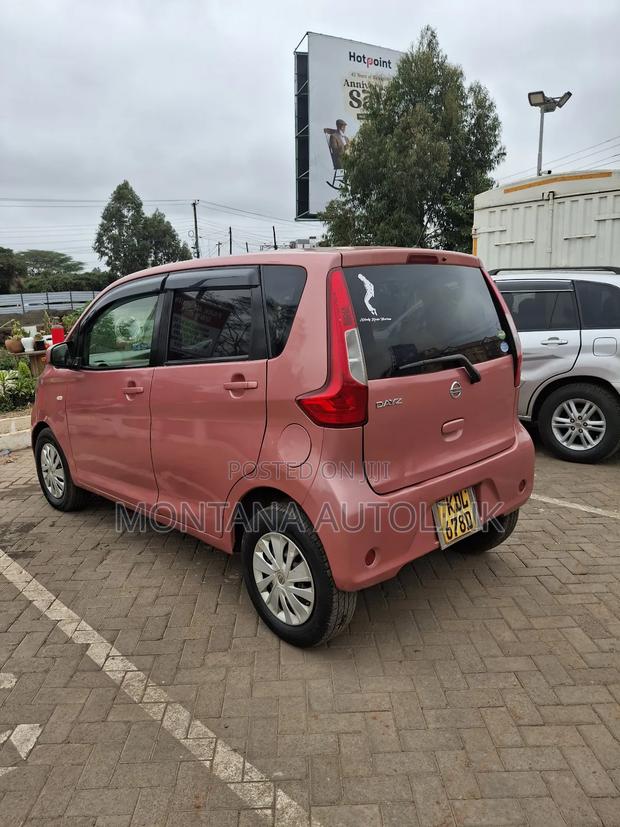 Nissan Dayz X 2017 Pink