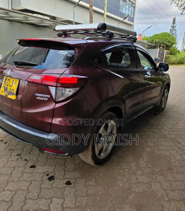 Honda Vezel 2014 Maroon