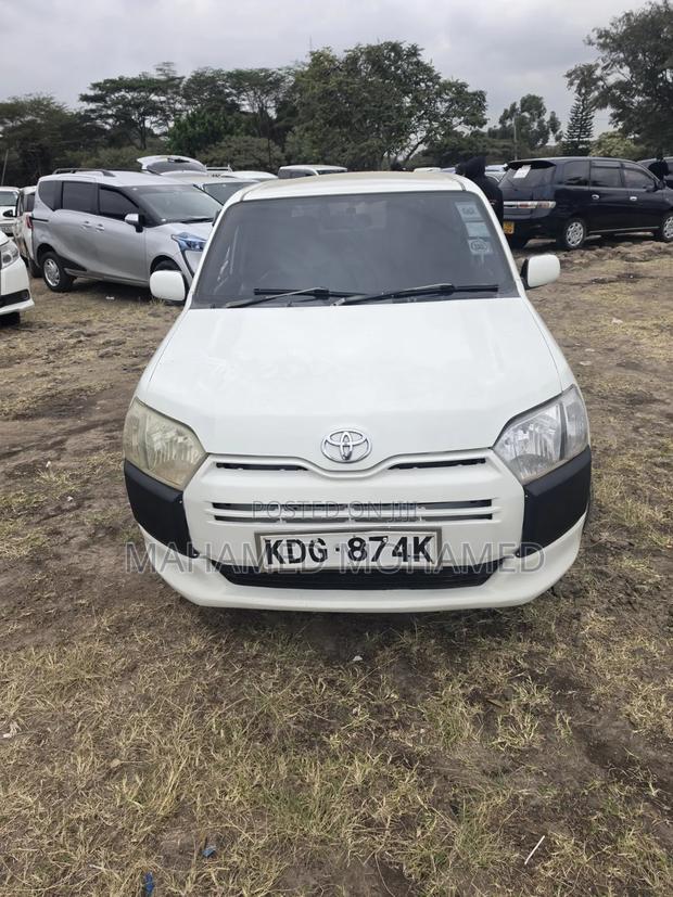 Toyota Probox 2014 White