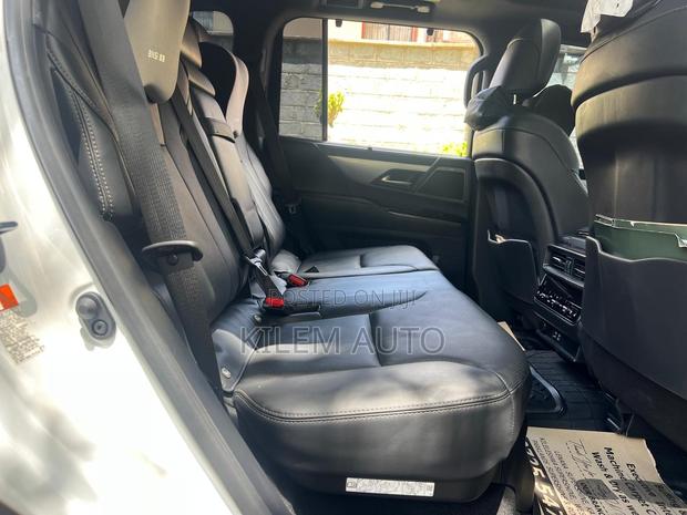 Lexus LX 500d 2023 White