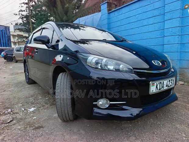Toyota Wish 2013 Black