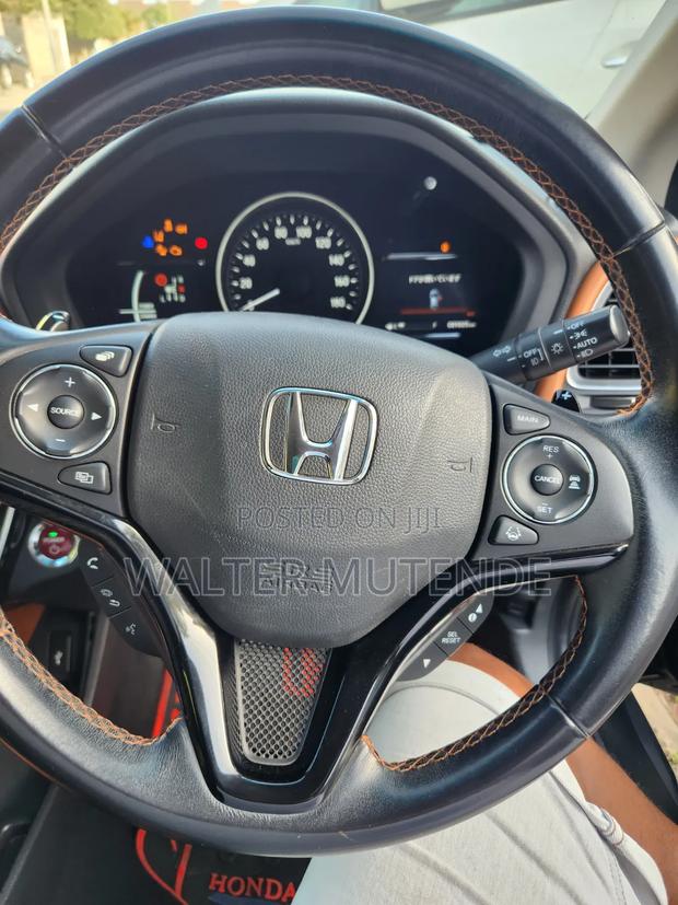 Honda Vezel 1.5 Hybrid 2WD 2016 Green