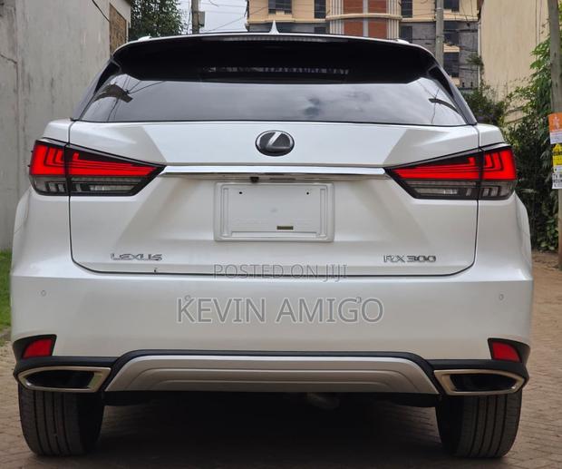 Lexus RX 2020