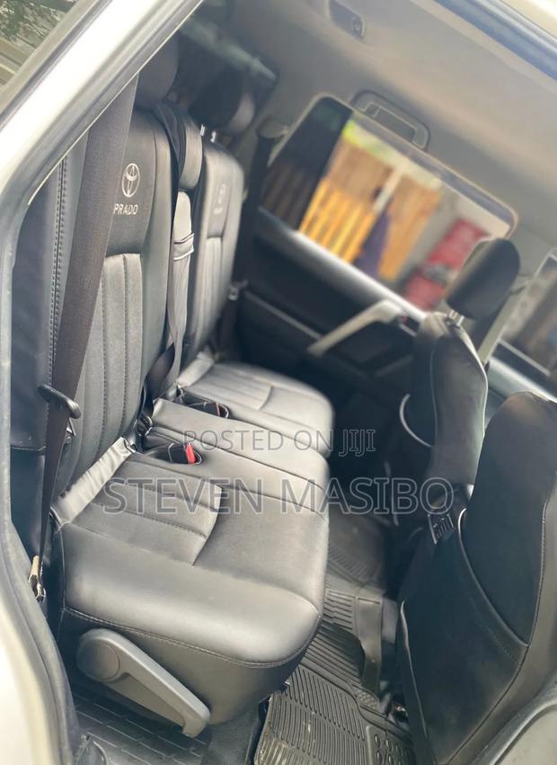 Toyota Land Cruiser Prado 2017 White