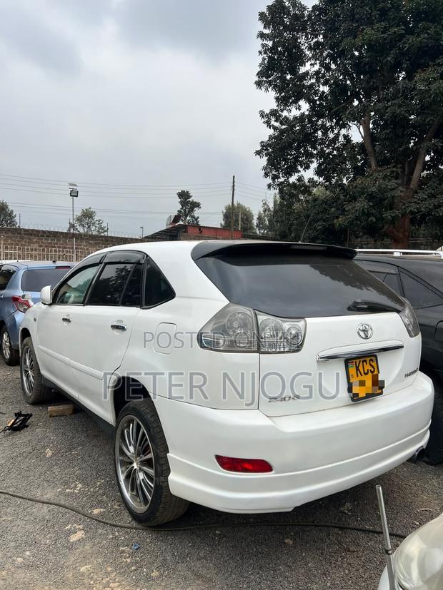 Toyota Harrier 2010 White