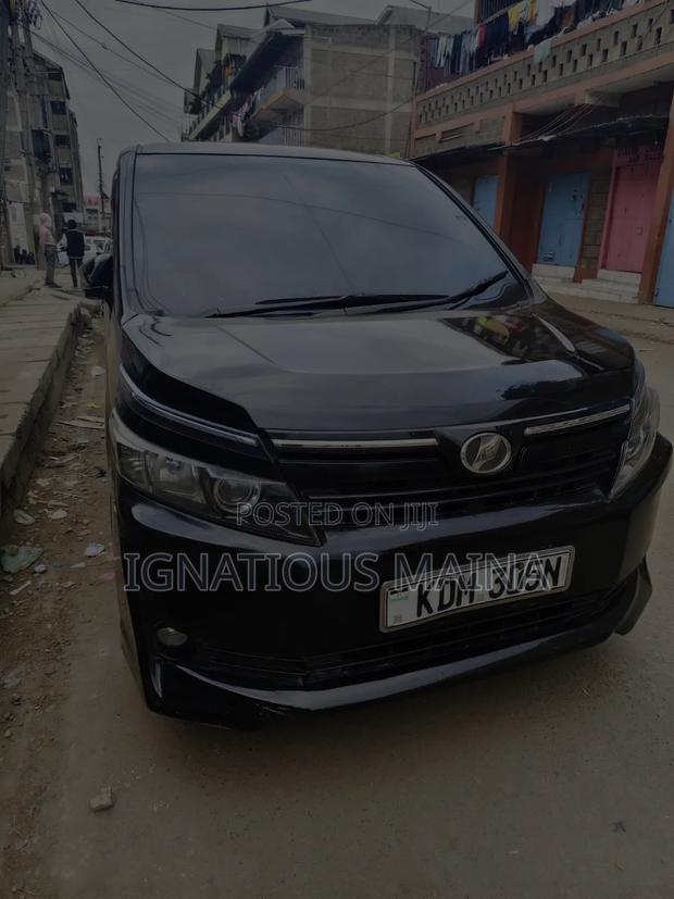 Toyota Voxy V 2WD 8-Seater 2016 Black