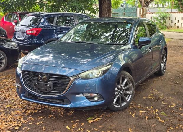 Mazda Axela 2019 Blue