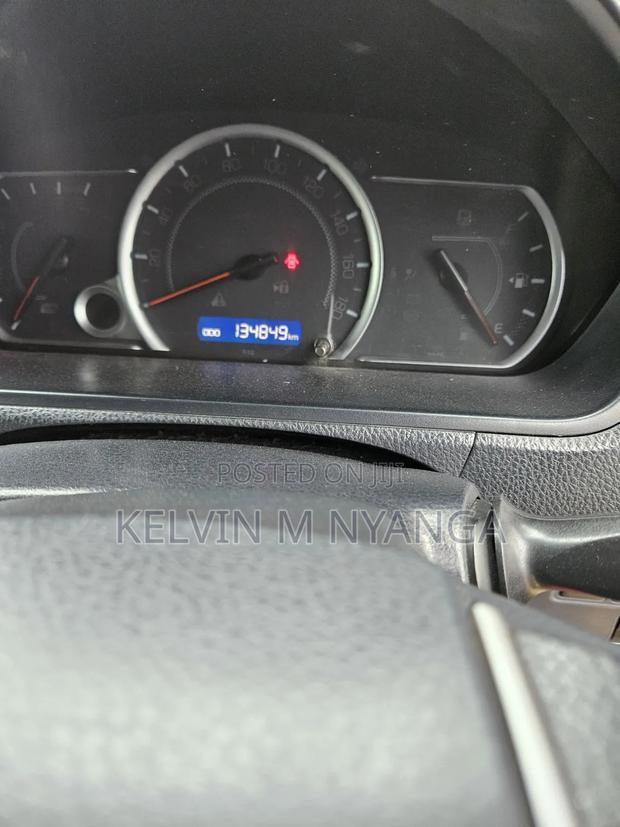 Toyota Noah 2014 Blue