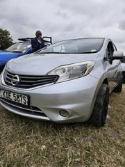 Nissan Note 2014 Silver for sale