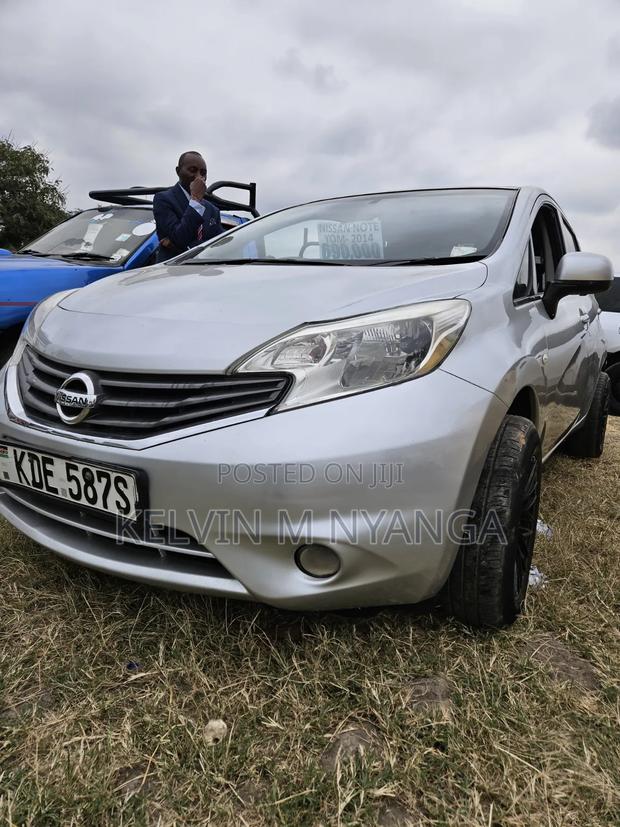 Nissan Note 2014 Silver
