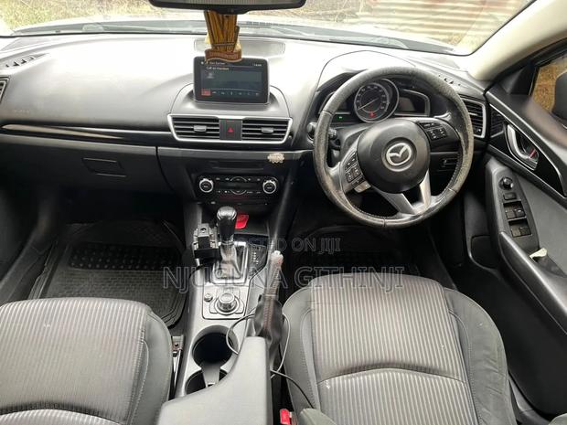 Mazda Axela SV Premium 2014 Silver