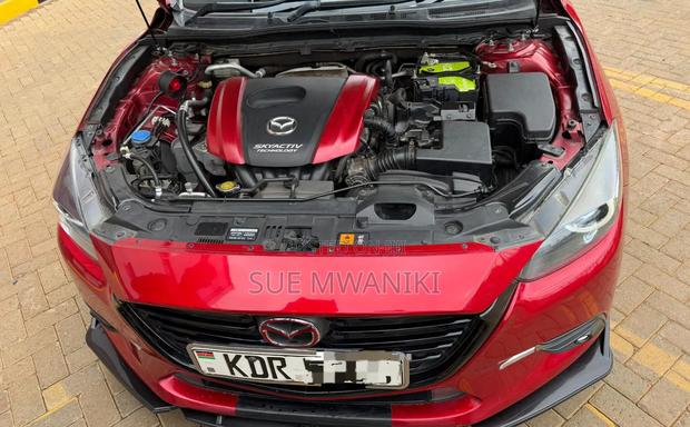 Mazda Axela 2017 Red