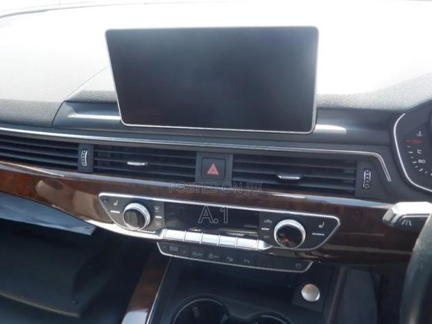 Audi A4 2018 Pearl