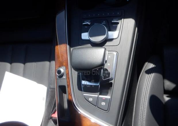 Audi A4 2018 Pearl