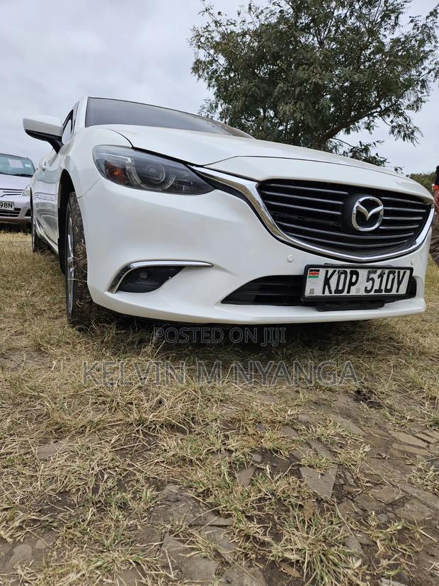 Mazda Atenza 2017 White