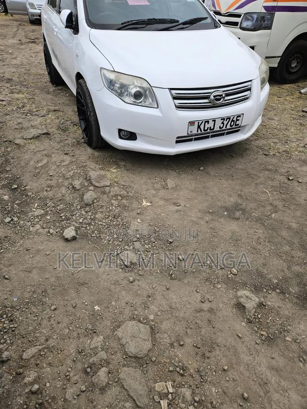 Toyota Axio 2009 White