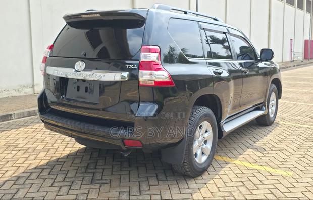 Toyota Land Cruiser Prado 2.8 D-4D 2015 Black