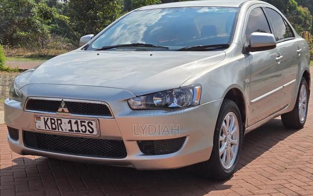 Mitsubishi Lancer 2011 Silver