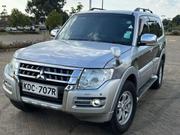Mitsubishi Pajero 2015 Silver for sale