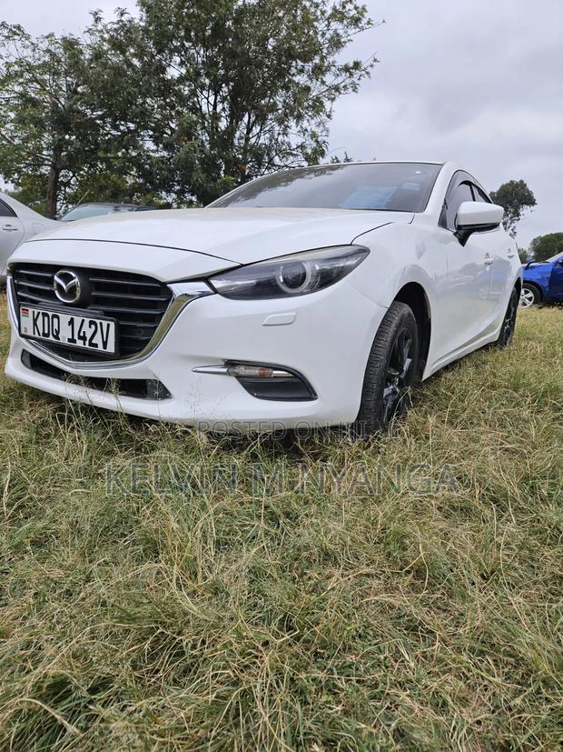 Mazda Axela 2017 White