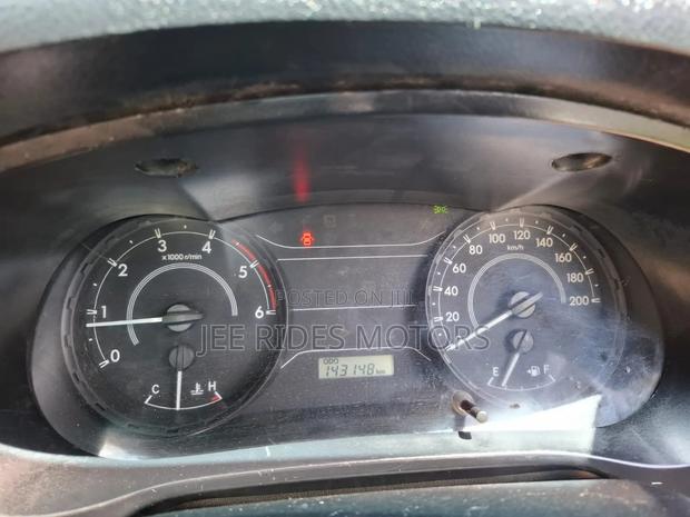 Toyota Hilux 2016 White