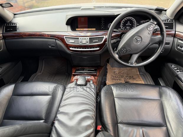Mercedes-Benz S-Class 2011 Silver