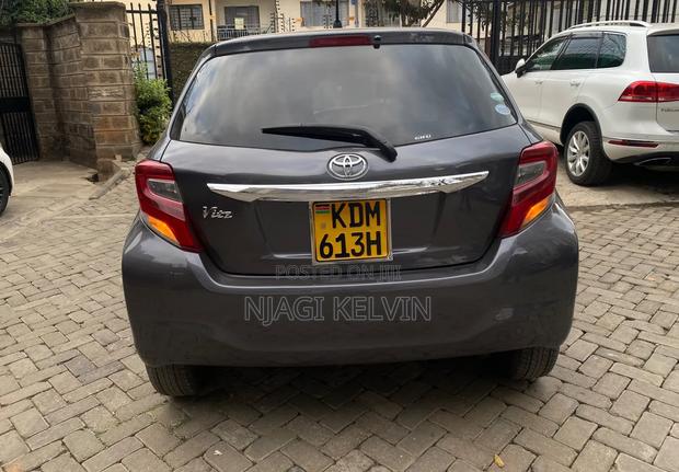 Toyota Vitz 1.3 FWD 5dr 2016 Gray