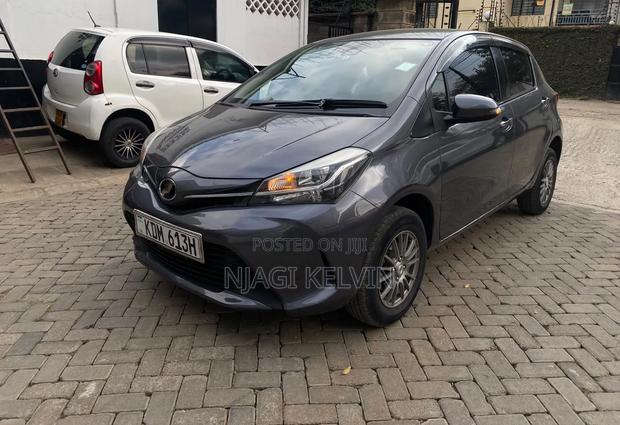 Toyota Vitz 1.3 FWD 5dr 2016 Gray